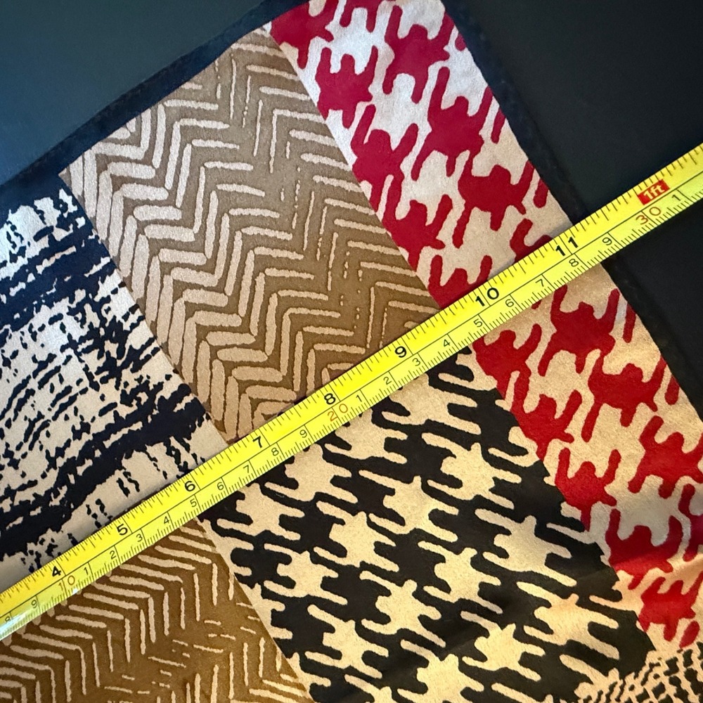 Unbranded Patchwork Houndstooth Herringbone Oblong Scarf Red Tan Black - Picture 7 of 9